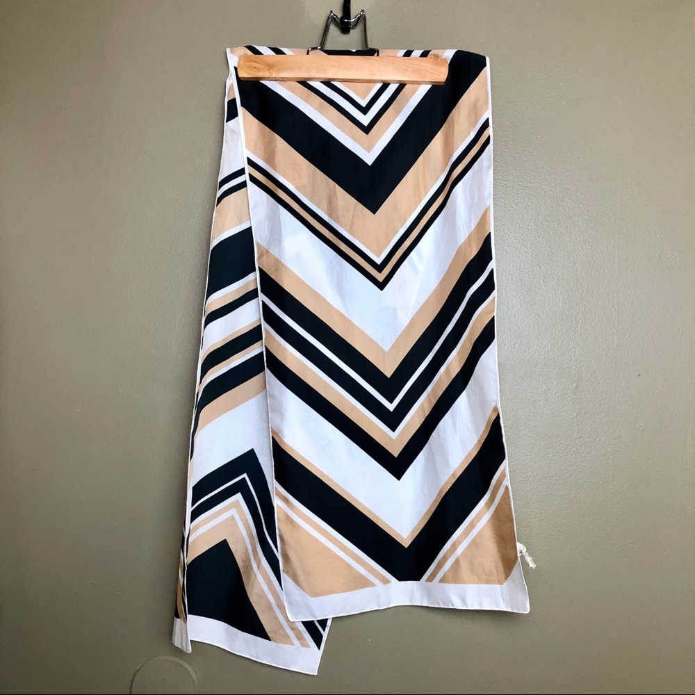St Michael Italy Retro Chevron Pattern Scarf